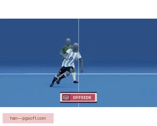 半自动越位技术在欧洲主流赛事全面普及推动足球判罚进入智能时代