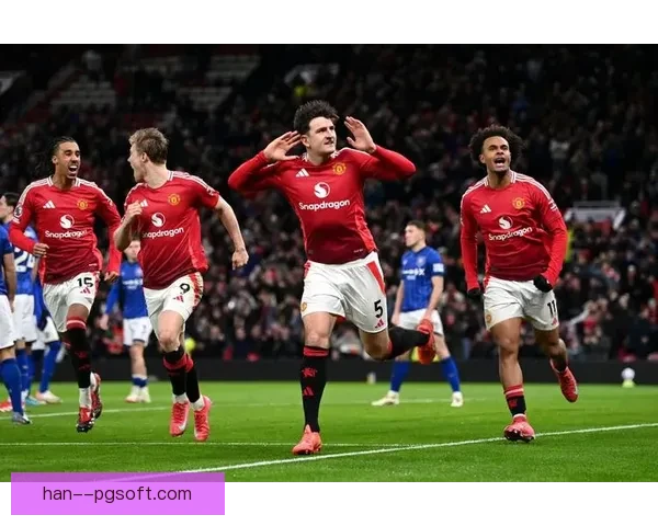 玛丽·厄普斯告别曼联女足加盟巴黎圣日耳曼女足开启新篇章